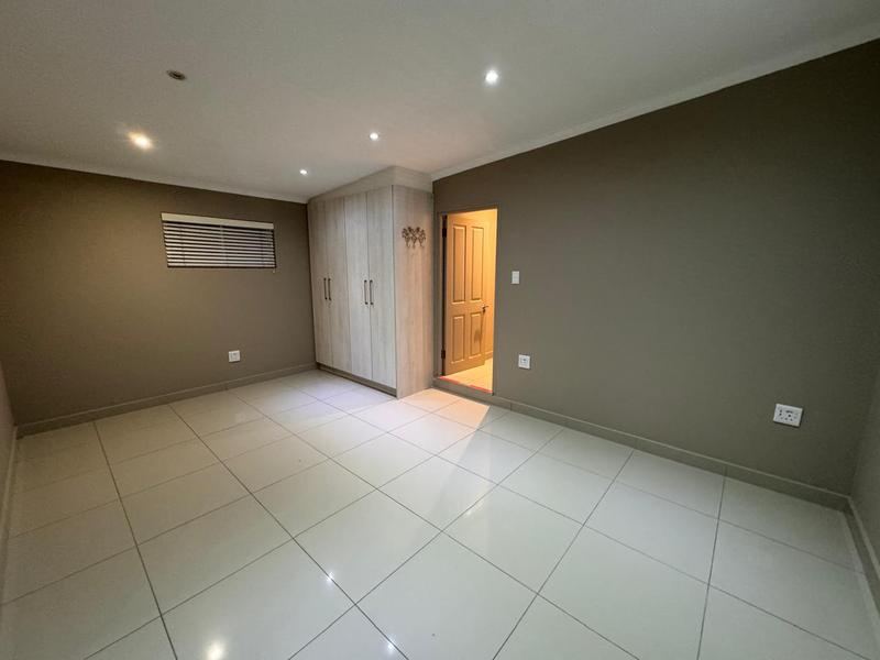 2 Bedroom Property for Sale in Green Point Western Cape
